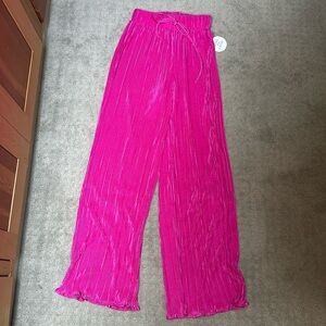 Hot pink ribbed loose pants, NWT
